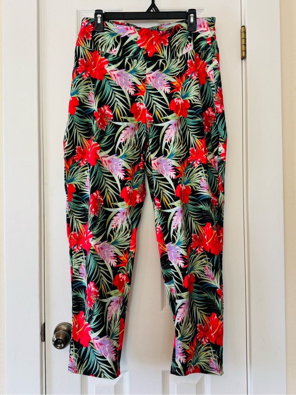 NWT Hybrid & Company Tropical Floral Pull-On Ankle Pants Women’s 1X Stretch